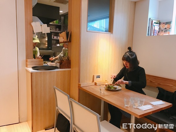 ▲名古屋人气面包店terre &agrave; terre。（图／记者赖文萱摄）