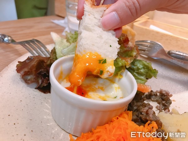 ▲名古屋人气面包店terre &agrave; terre。（图／记者赖文萱摄）