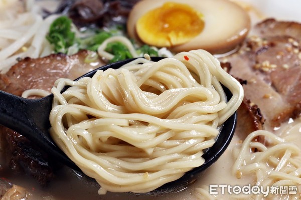 ▲山本堂日式拉面锅餐点。（图／记者华少甫摄）