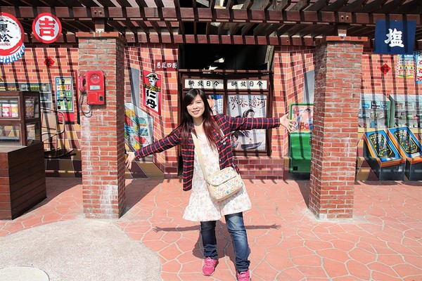 ▲彰化大村大路畔柑仔店彩绘墙。（图／旅游夜市趴趴走提供）