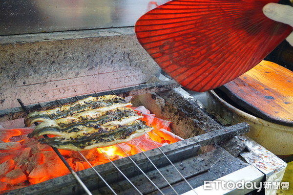 ▲名古屋美食うな?鳗鱼饭,鳗鱼饭三吃。(图/记者赖文萱摄)