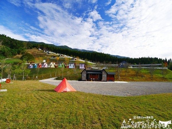 ▲新竹五峰乡好麻吉私房景点亲子露营地。(图/何师父提供)