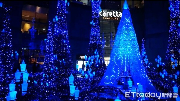 ▲%级?┟aretta汐留美女与野兽灯光秀。（图／Wisely拍拍照写写字脸书专页授权提供，请勿随意翻摄）