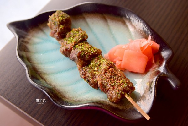 ▲赏吉圆定食串炸串烧居酒屋。(图/周花花提供)