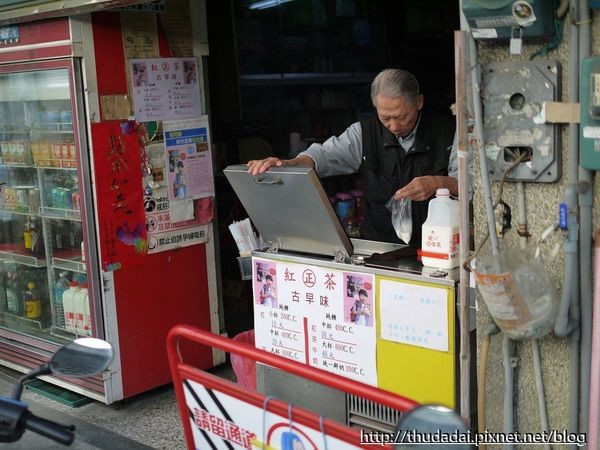 大泉杂货店、传统饭团特制蛋饼专卖店。（图／三高Sir）