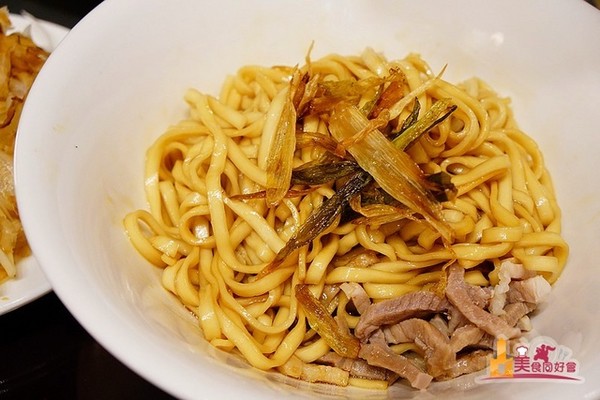 弄堂牛肉面。(图/影子)