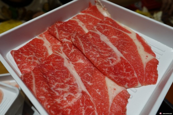 ▲桃园温野菜日式吃到饱涮涮锅。(图/Viviyu提供)