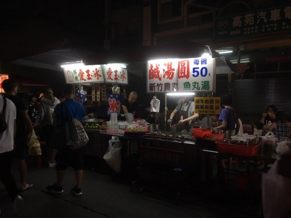 ▲高雄劳工公园夜市。（图／高雄美食地图提供）