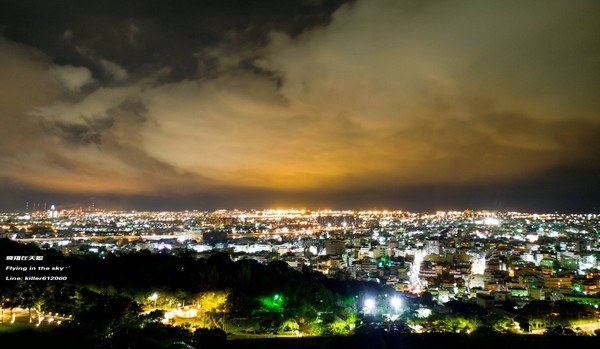 ▲台中,夜景。（图／摄影师《飞翔在天际》提供）