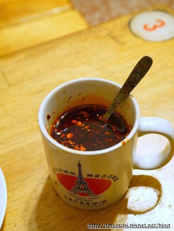 江川肉燥饭、候夜担仔面。（图／三高Sir）