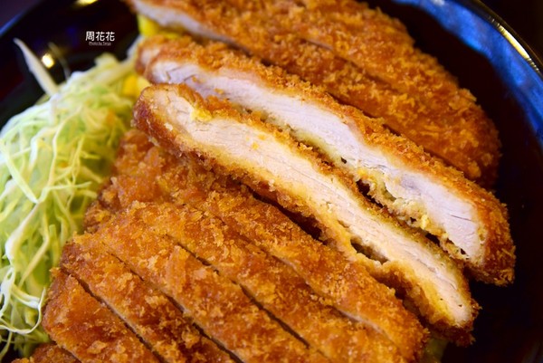 ▲赏吉圆定食串炸串烧居酒屋。(图/周花花提供)