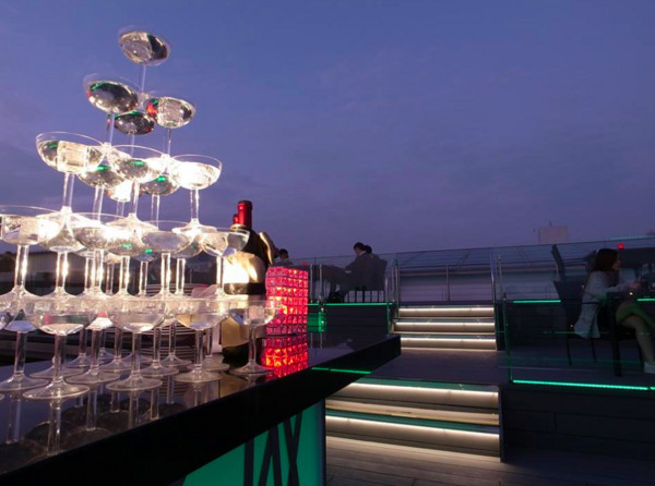▲璀璨星空Sky Bar。（图／取自《魅丽海自助餐厅》粉丝专页）