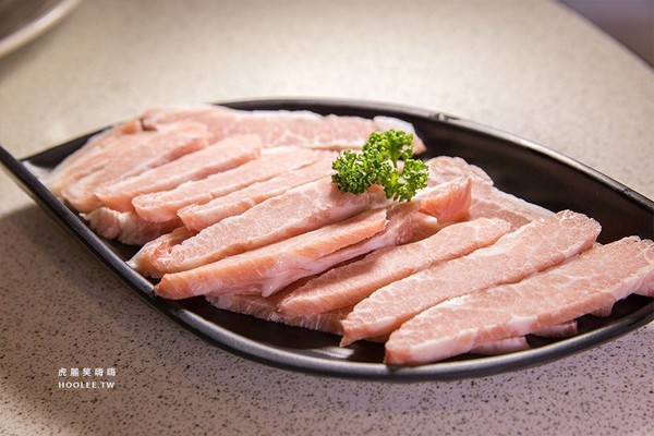 鲨嗑海鲜锅物。（图／虎丽笑嗨嗨）