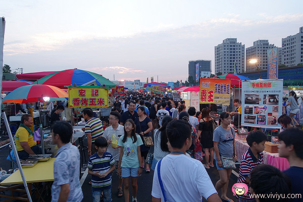 ▲龙潭观光夜市。（图／Viviyu提供）