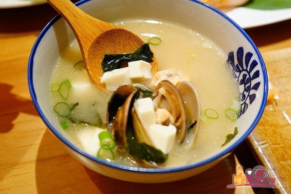 ▲高雄简约日式料理店。（图／影子提供）