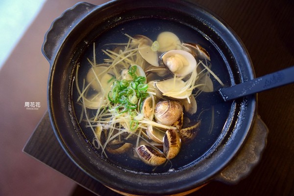 ▲赏吉圆定食串炸串烧居酒屋。(图/周花花提供)