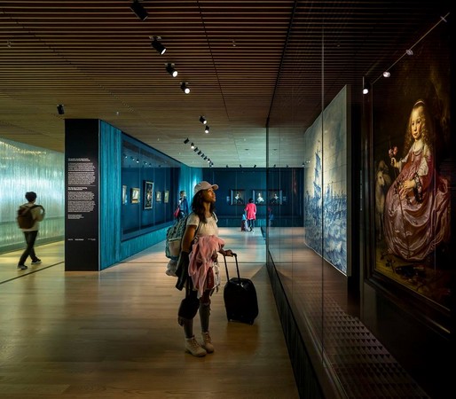 ▲史基浦机场展出荷兰名家画作。（图／Rijksmuseum粉丝页）