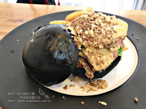 ▲浩克汉堡。（图／麻吉小兔提供）
