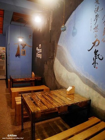 女汉子／手作汉堡。（图／爱比妞）