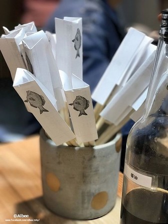 ▲台南林百货旁和兴号鲜鱼汤。（图／爱比妞提供）