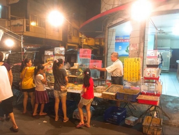 ▲高雄五甲地区南光街夜市。（图／高雄美食地图提供）