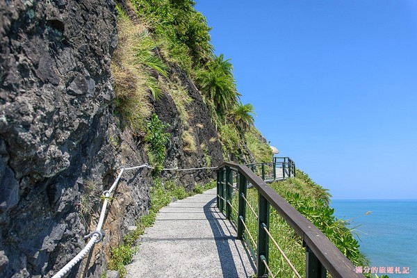 ▲亲不知子断崖。（图／满分的旅游札记提供）