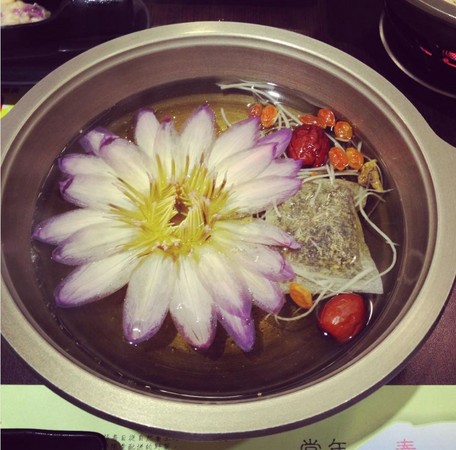 ▲台北市松山区樱之田野养生野菜锅。（图／IG@unahouse0提供，请勿任意翻摄以免侵权）