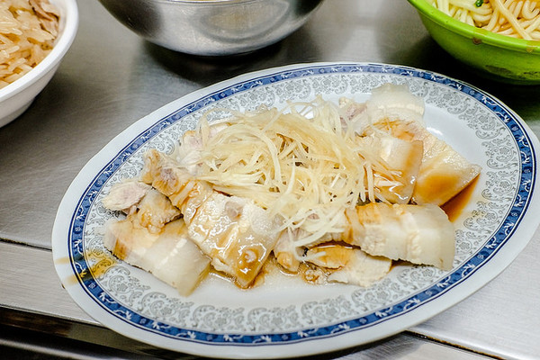 邱家油饭肉羹。（图／小虎食梦网）