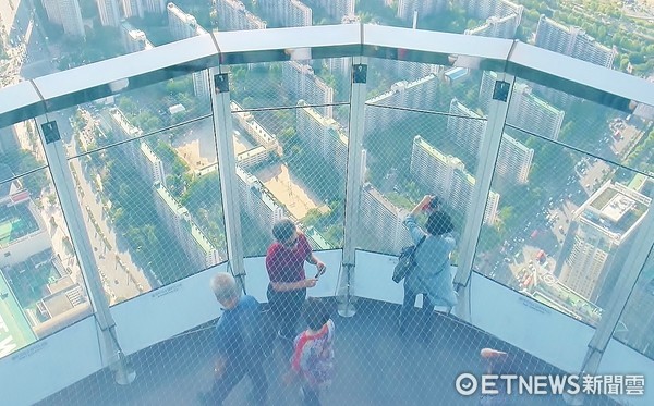 ▲韩国乐天世界塔SEOUL SKY。(图/记者杨筱柔摄)