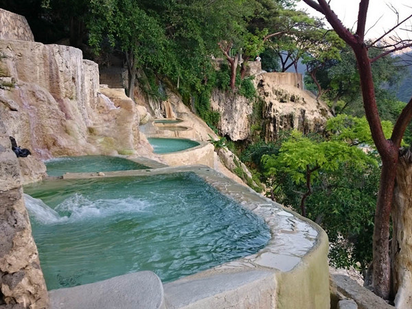 ▲墨西哥山谷的托兰通戈温泉。(图/grutastolantongo)
