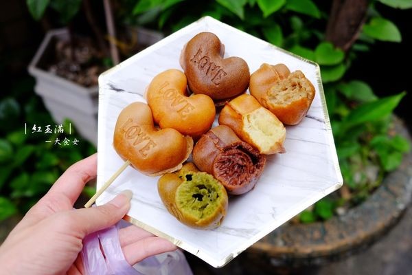 红玉满鸡蛋糕（图／网友大食女 in Wonderland提供，请勿随意翻拍，以免侵权。）