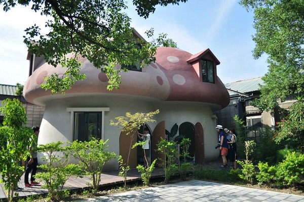 竹东动漫园区蘑菇屋（图／取自竹东动漫园区魔法森林粉丝专页）