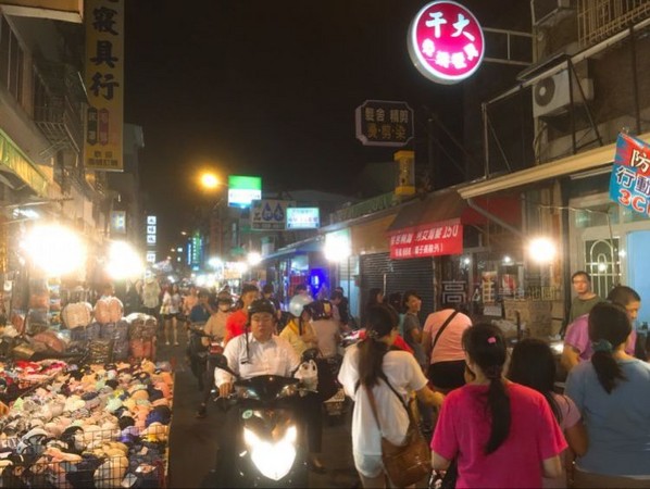 ▲高雄五甲地区南光街夜市。（图／高雄美食地图提供）