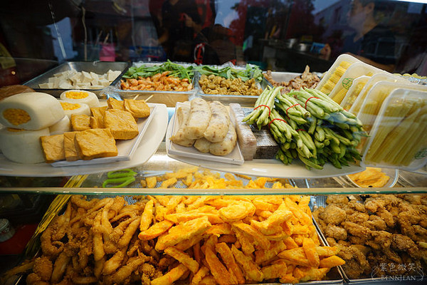 ▲宜兰罗东夜市骂子蛋炸物小店。（图／紫色微笑提供）