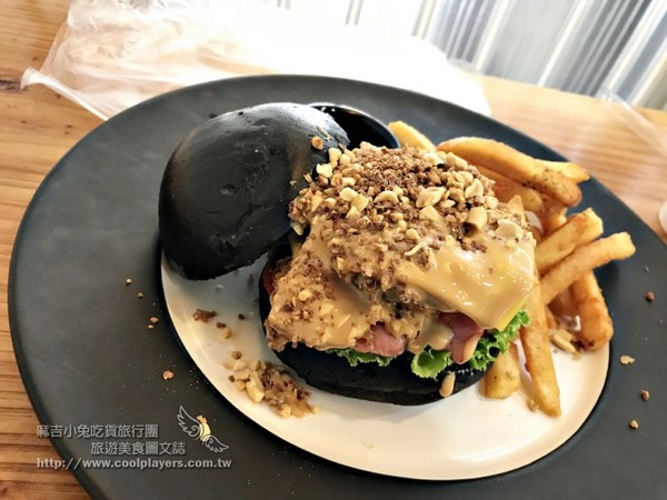 ▲浩克汉堡。（图／麻吉小兔提供）