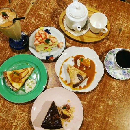 屋子里有甜点的各式甜点。（图／IG@graceshiao提供。）