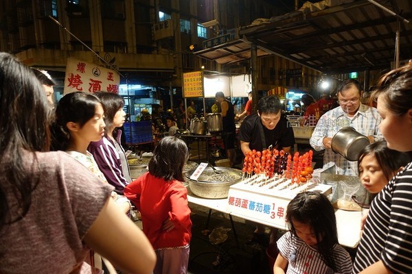 ▲高雄五甲地区南光街夜市。（图／高雄美食地图提供）