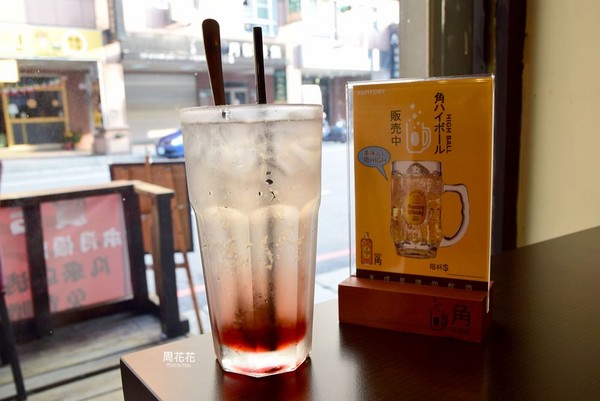 ▲赏吉圆定食串炸串烧居酒屋。(图/周花花提供)