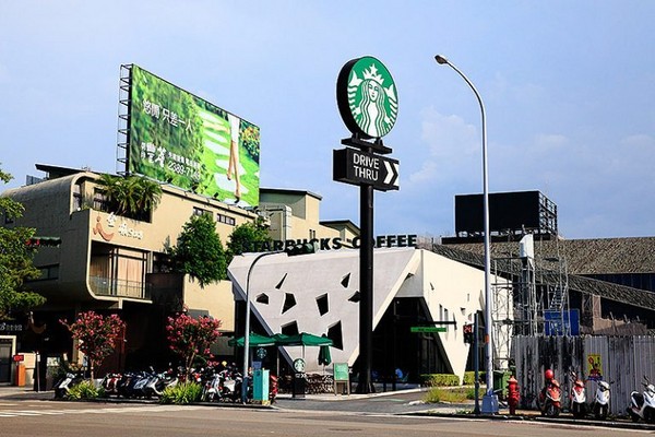 星巴克咖啡台中市政店。（图／萍子）