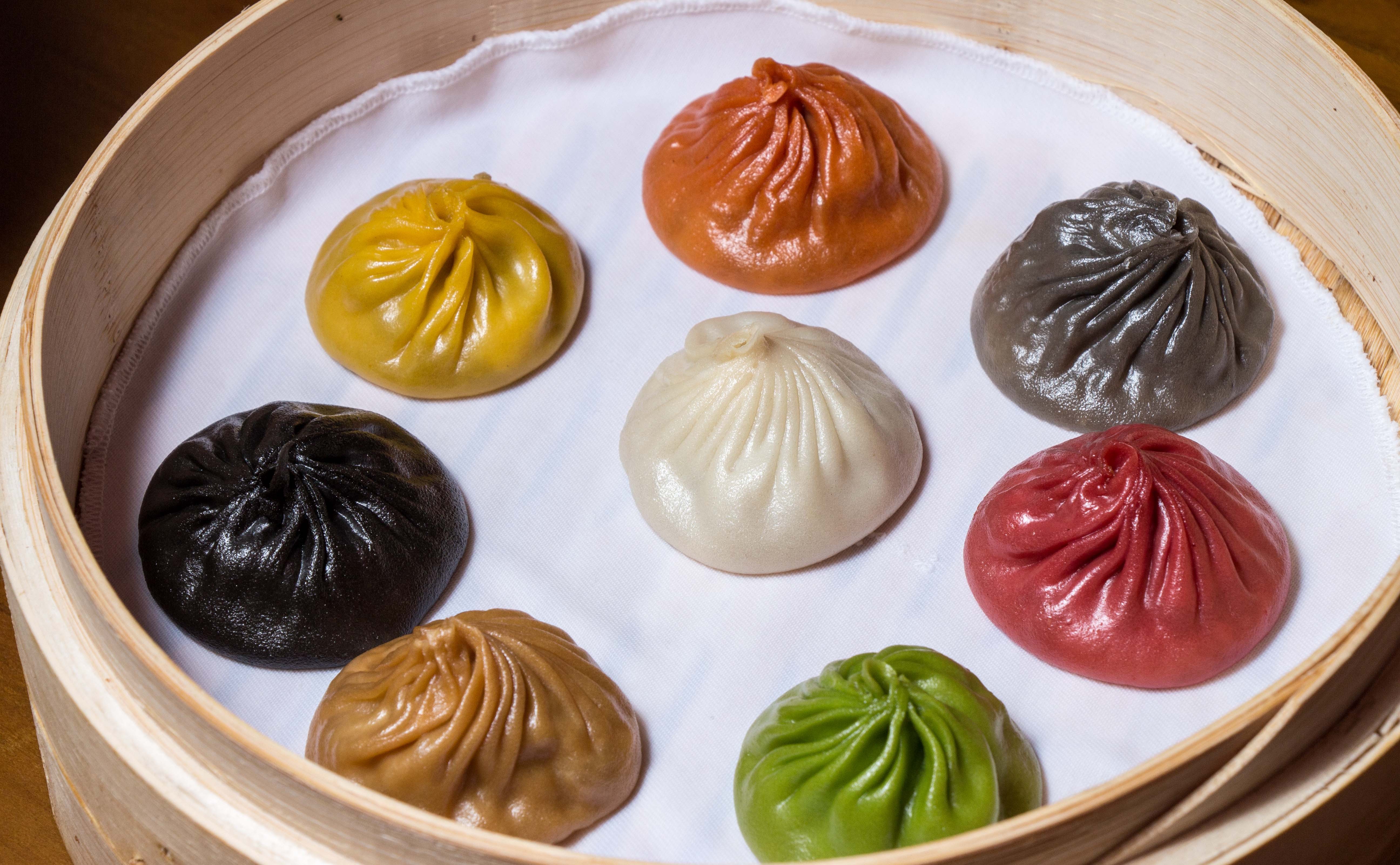 乐天皇朝，小笼包，八色小笼包。(图／黄士原摄)