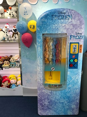 ▲冰雪奇缘冰纷派对东区快闪。（图／野兽国提供）
