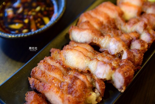 ▲赏吉圆定食串炸串烧居酒屋。(图/周花花提供)