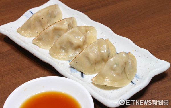 ▲冲绳必吃的琉球新面通堂正式登台。(图/记者黄士原摄)