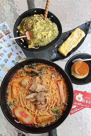 ▲小福袋著走美食。（图／爱比妞提供）