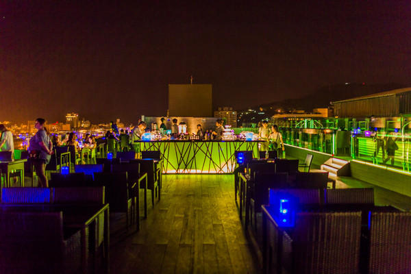 璀璨星空SKY BAR（图／网友吃心绝对提供，请勿随意翻拍，以免侵权。）