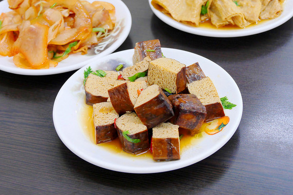 山西蕃茄牛肉刀削面。（图／橘子狗爱吃糖）