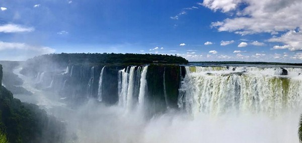 ▲阿根廷伊瓜苏瀑布（ Iguazu Falls）。（图／网友Yumi提供，请勿随意翻拍，以免侵权。）