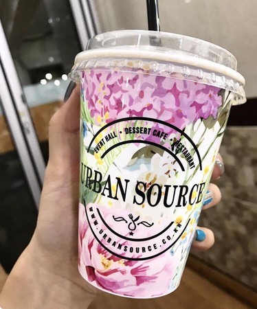 ▲韩国圣水洞咖啡厅 URBAN SOURCE。（图／IG@hooo.hoo提供，请勿任意翻摄以免侵权）