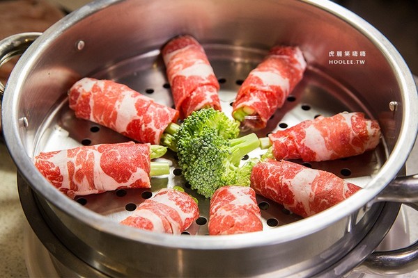 鲨嗑海鲜锅物。（图／虎丽笑嗨嗨）