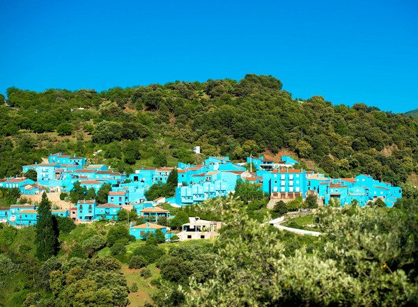 ▲西班牙蓝色小精灵小镇胡思卡尔。（图／spainattractions）